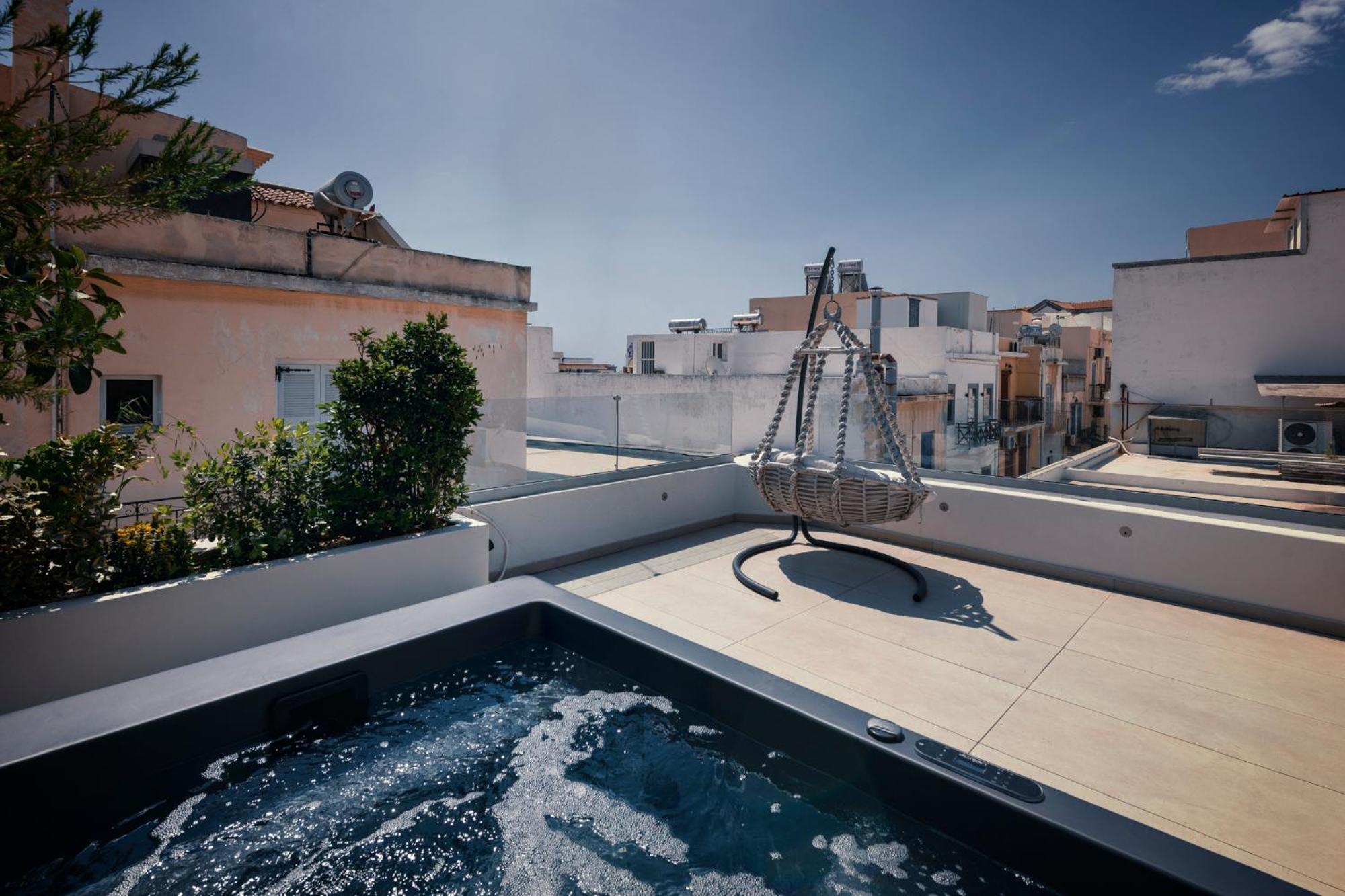 Ninemian Suites Syros Ermoupoli Ngoại thất bức ảnh